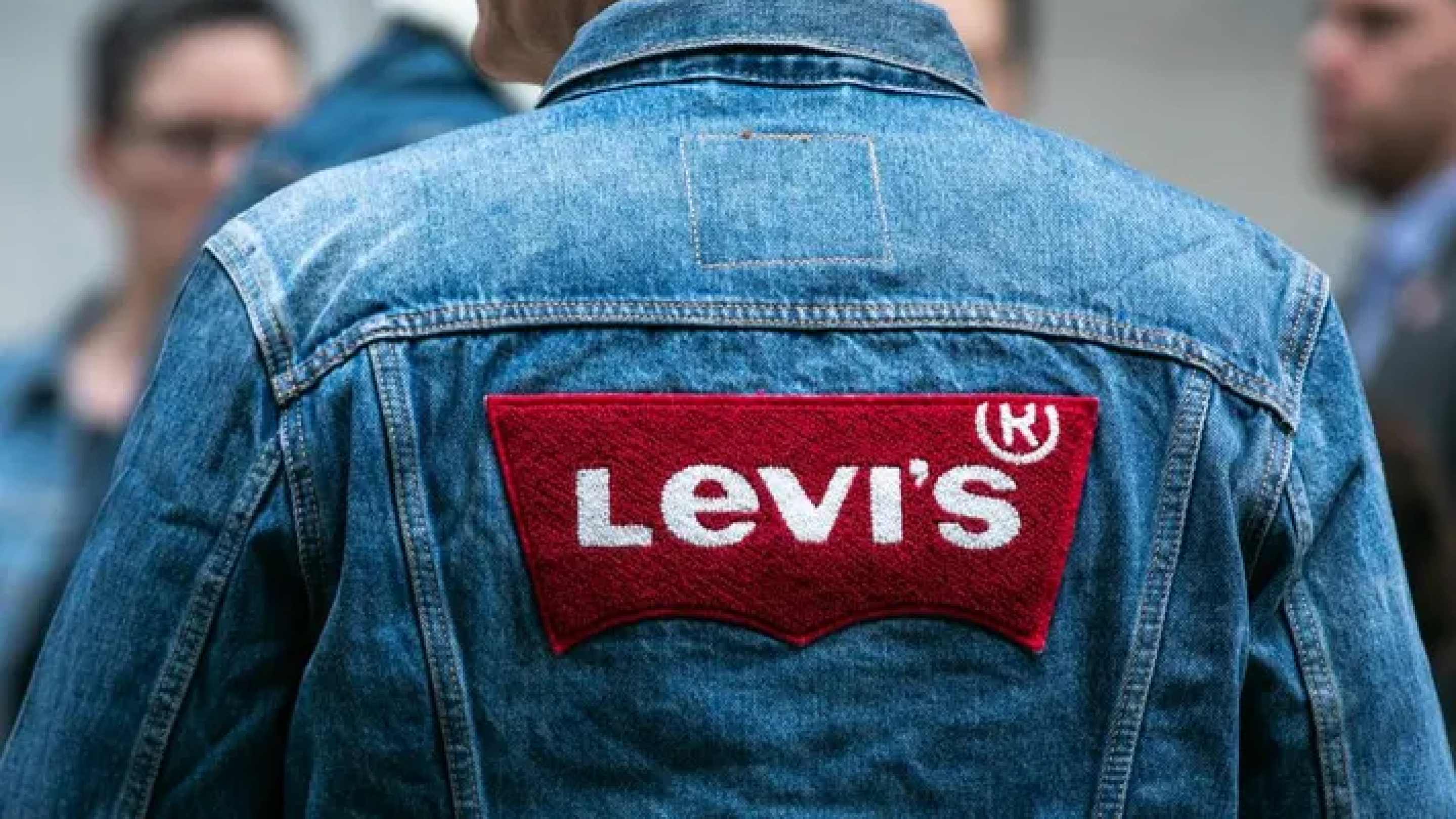 Levi's